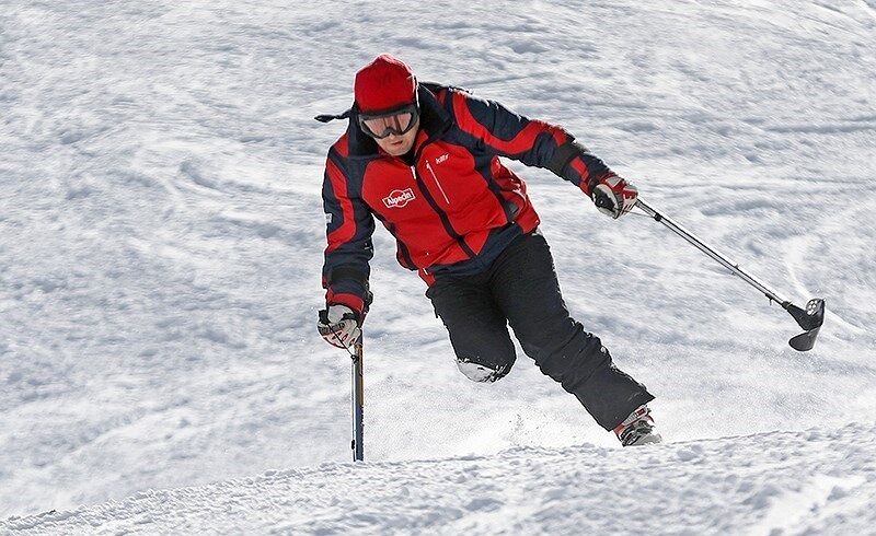 اسکی برای شهروندان ساکن در نزدیکی پیست‌ها، تفریح است